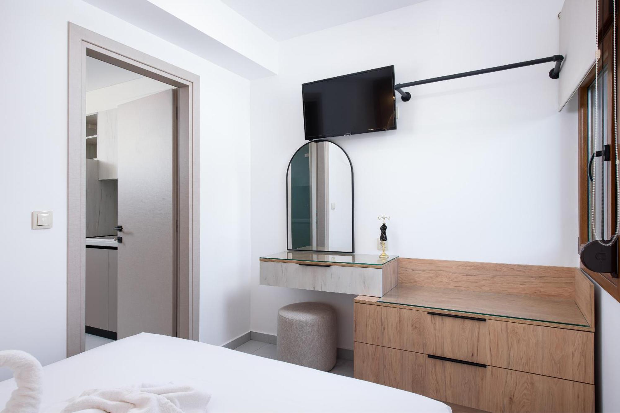 Olivento Beach Front Suites Potos Eksteriør billede